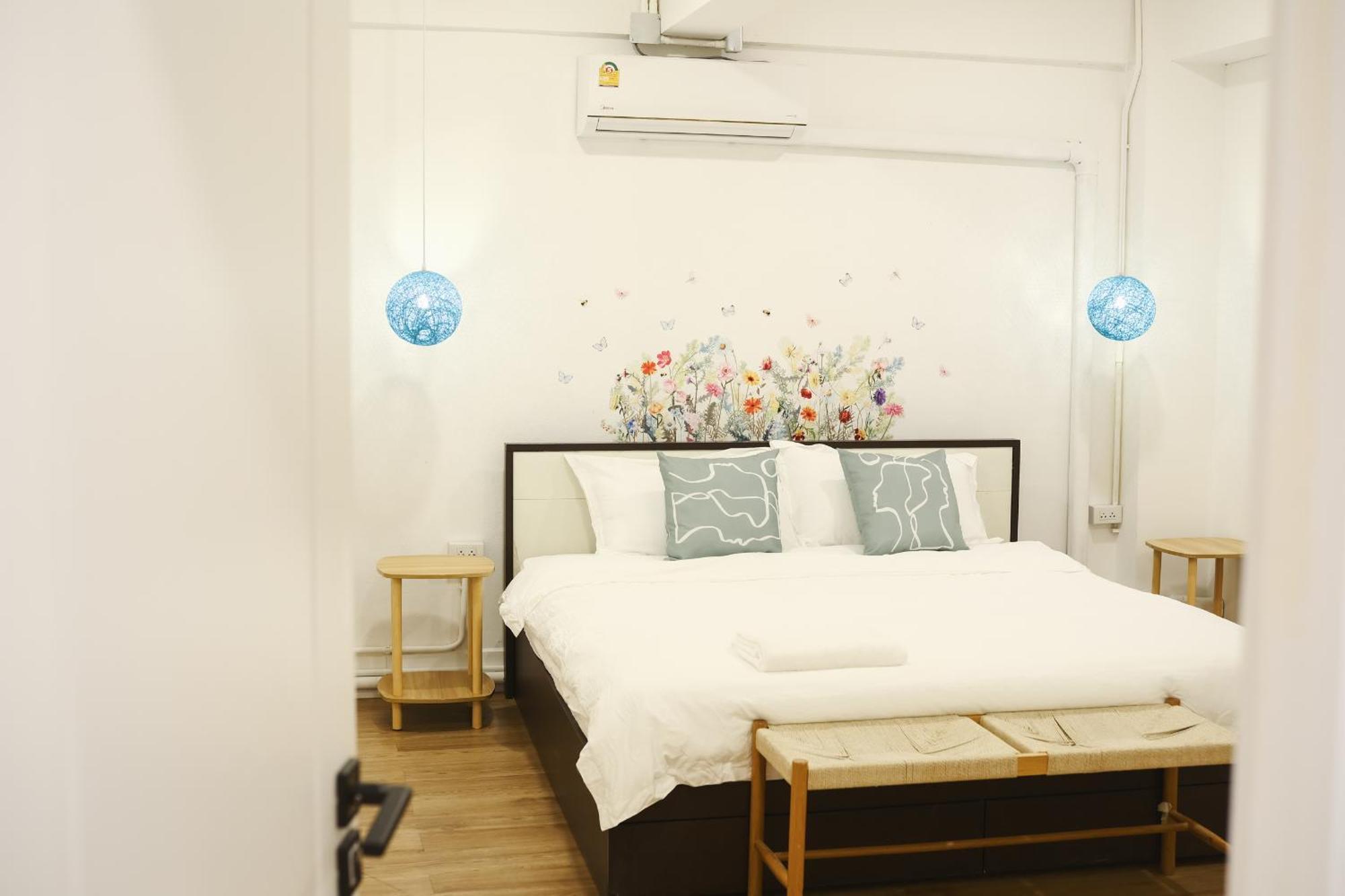 3br In China Town, Rare To Find 2 Mins From Mrt Train Apartment Bangkok