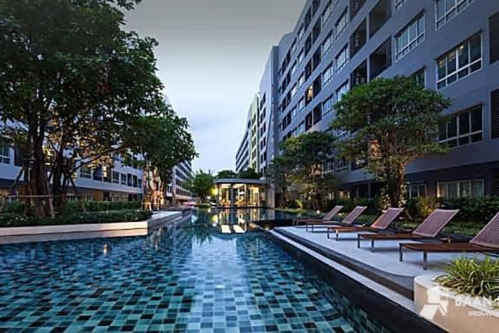 Apartment Elio Sukhumvit 64: Chic Space