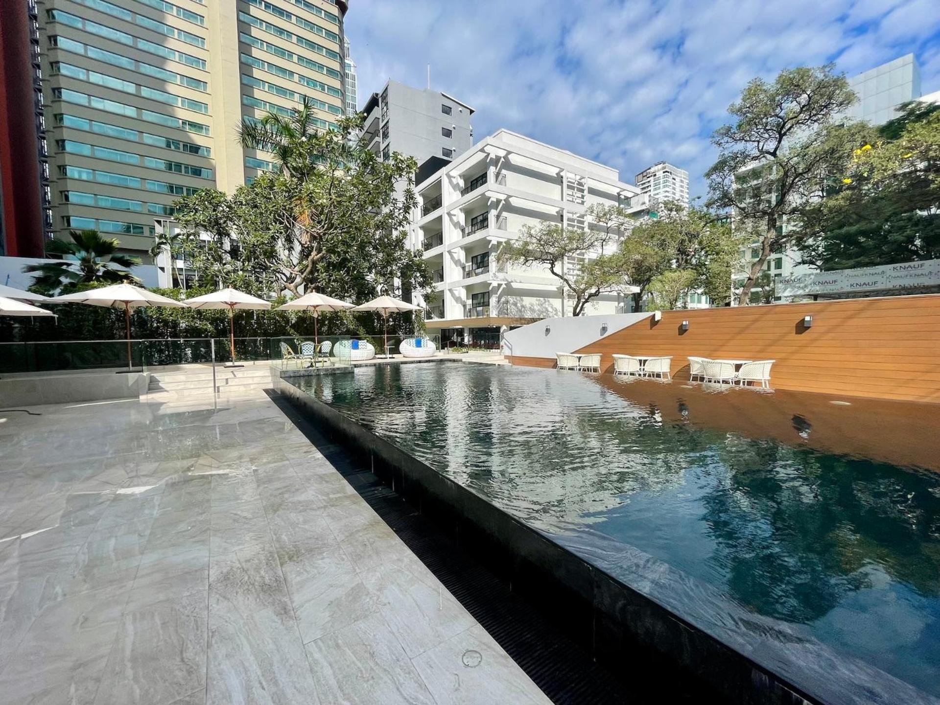Floral Court & Sukhumvit 13