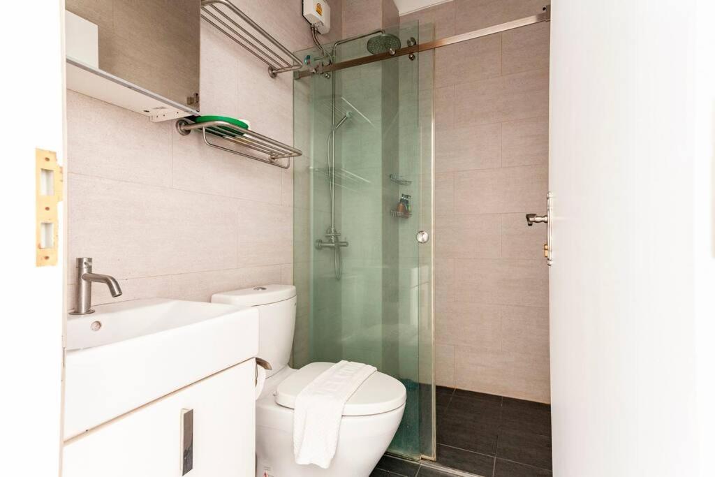 Vila Miq_5br/silom Bts,mrt/wifi 1000mb/jacuzzi/16pax
