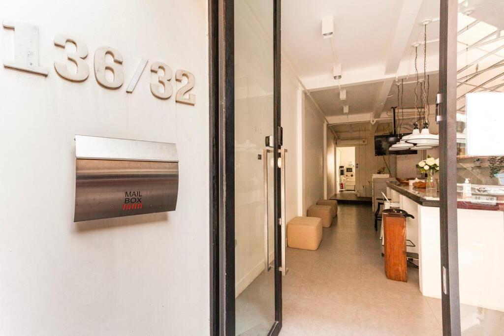 Miq_5br/silom Bts,mrt/wifi 1000mb/jacuzzi/16pax Bangkok