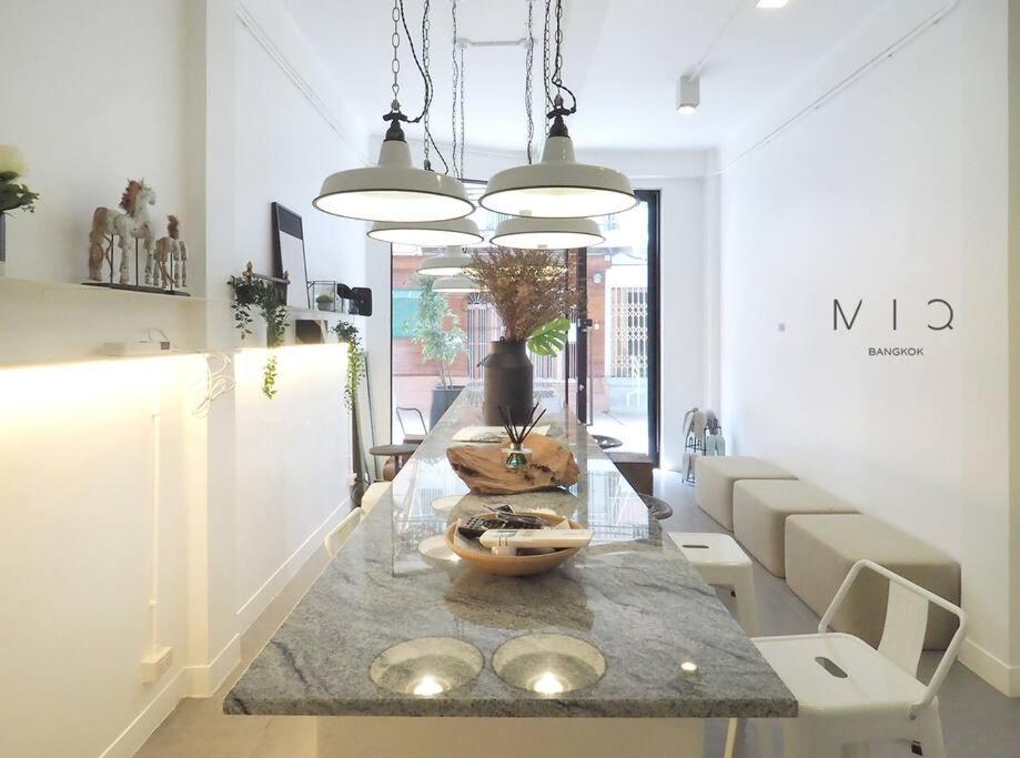 Villa Miq_5br/silom Bts,mrt/wifi 1000mb/jacuzzi/16pax Bangkok