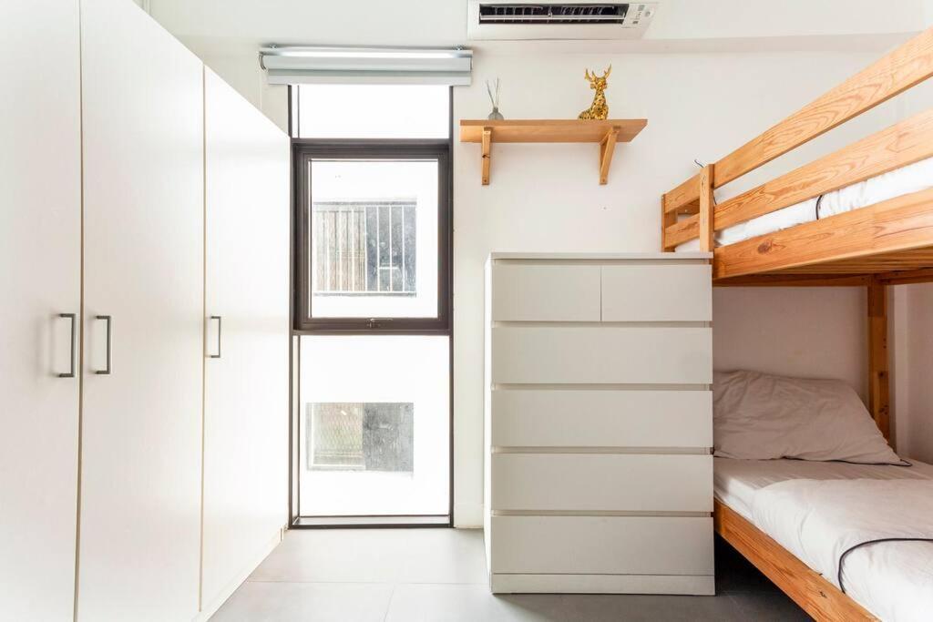 Miq_5br/silom Bts,mrt/wifi 1000mb/jacuzzi/16pax *