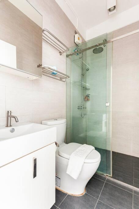 Miq_5br/silom Bts,mrt/wifi 1000mb/jacuzzi/16pax Villa