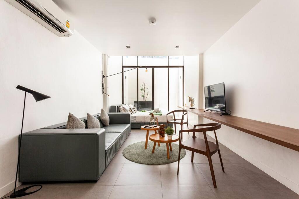 Villa Miq_5br/silom Bts,mrt/wifi 1000mb/jacuzzi/16pax