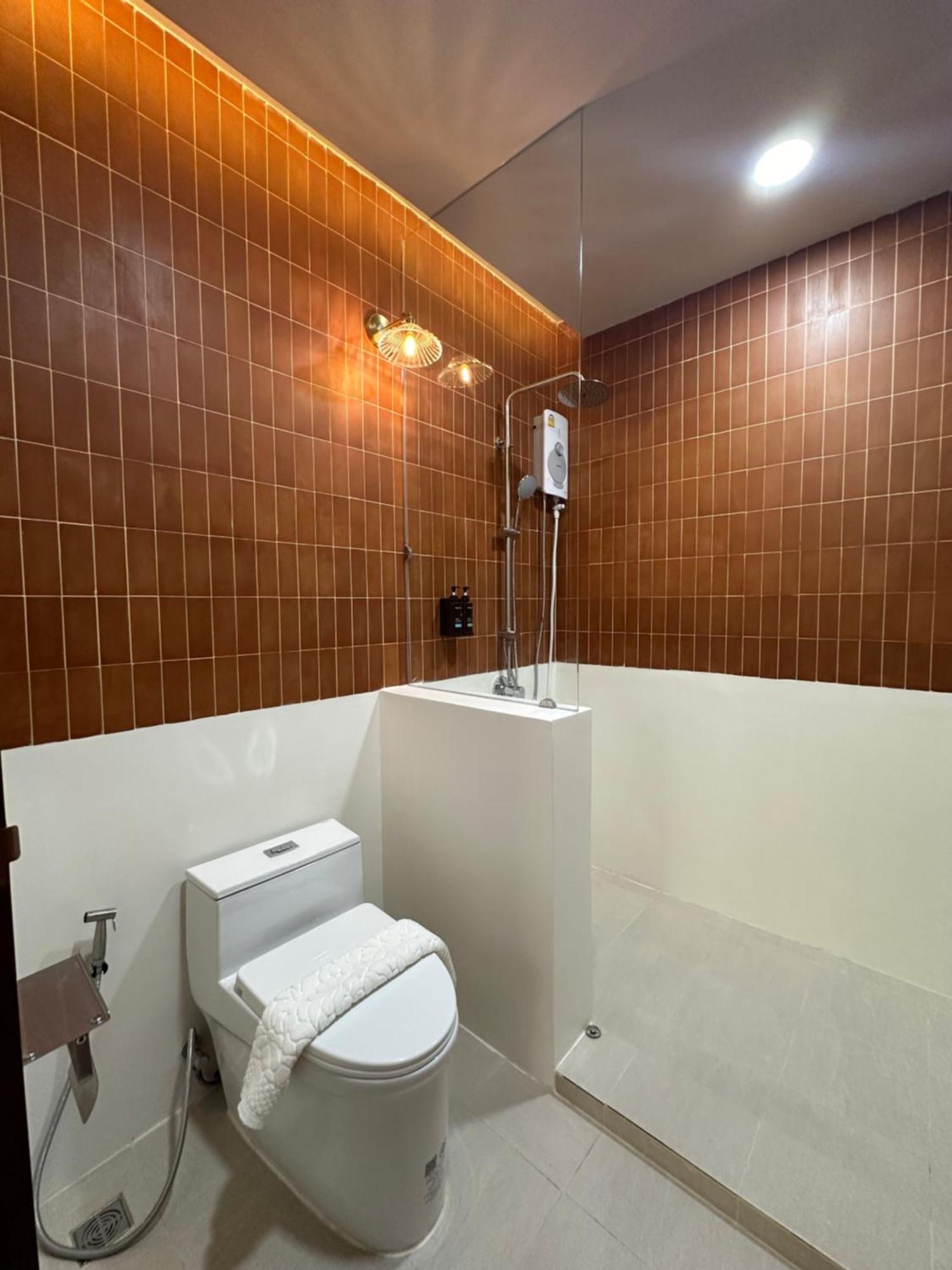 Nhà nghỉ Bunya House Near Bts Asok, Terminal21 Private&cozy *