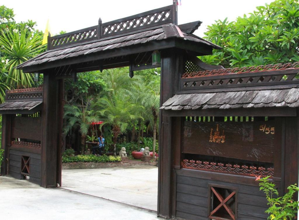 Resort Khum Bang Kaew