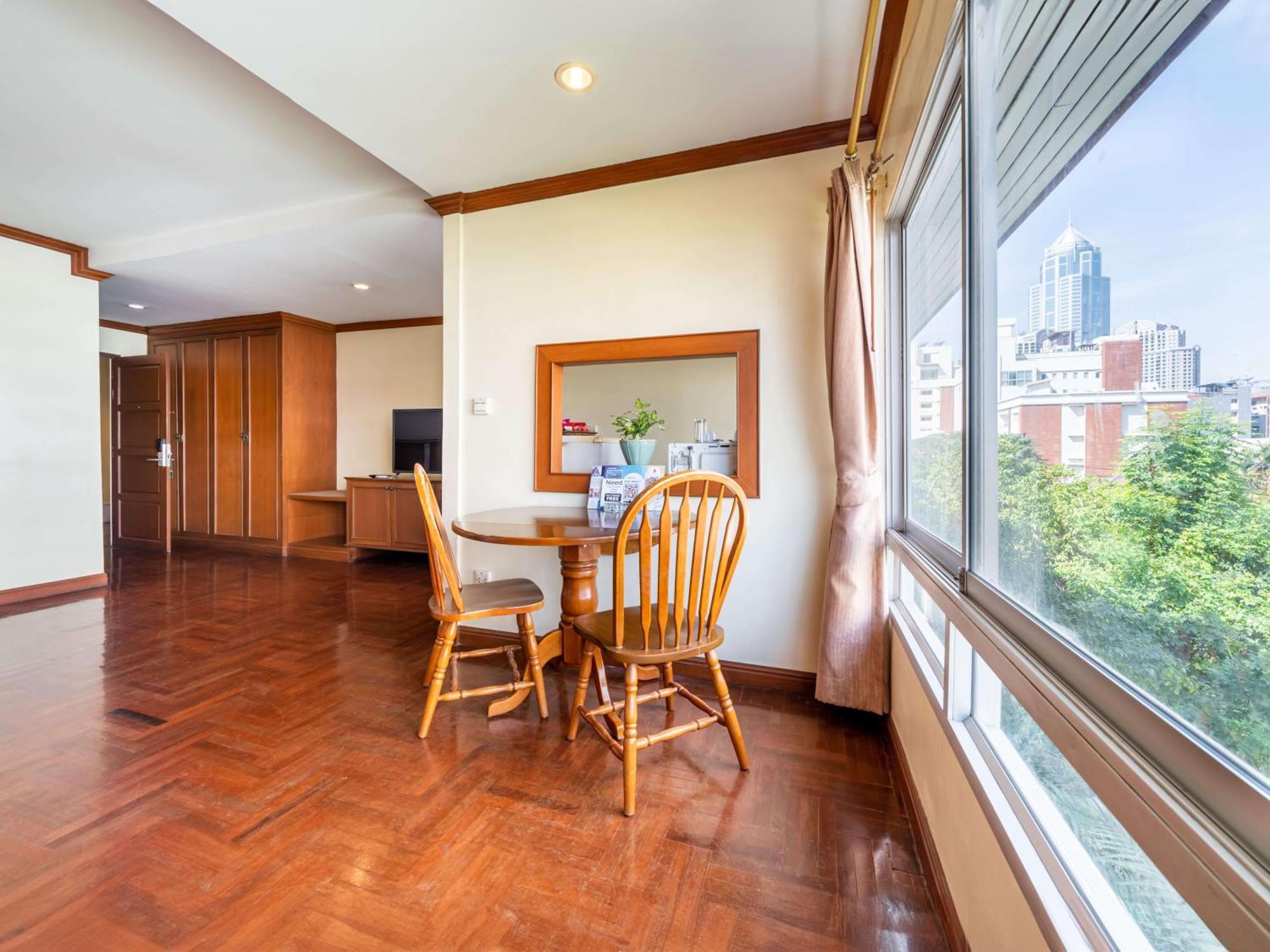Khách sạn Royal Ivory Sukhumvit Nana Bangkok