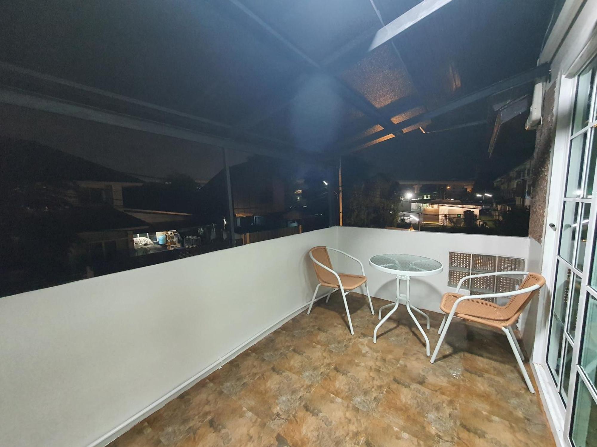 Campo de férias 3 Bedroom Cozy Skytrain View Bkk Bangkok