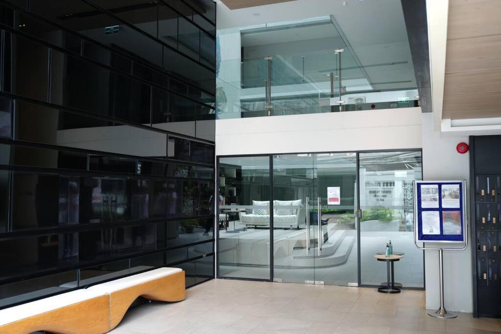 Circle Rein Sukhumvit 12 Two Bedrooms * Bangkok