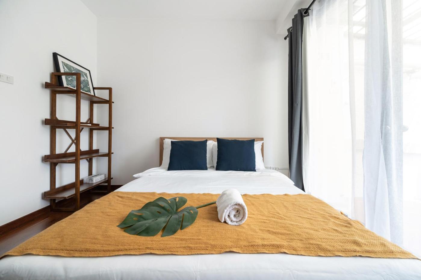 Miq Ekkamai1 - 5br House 65 Inch Tv Villa Bangkok