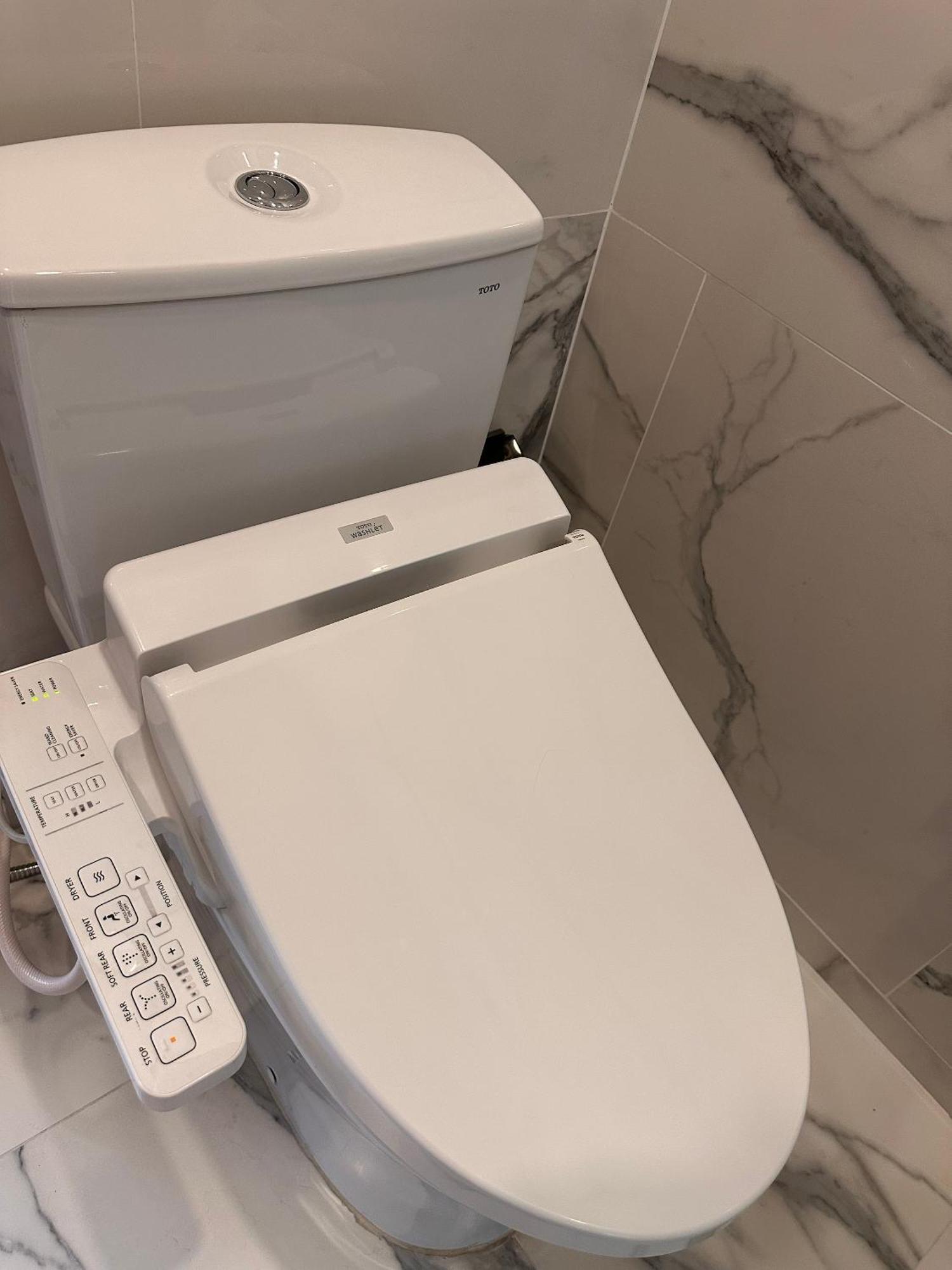 Apartment 168 Sukhumvit 36精品公寓 *