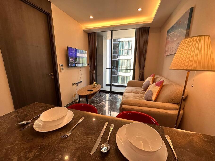 Apartment 168 Sukhumvit 36精品公寓 *