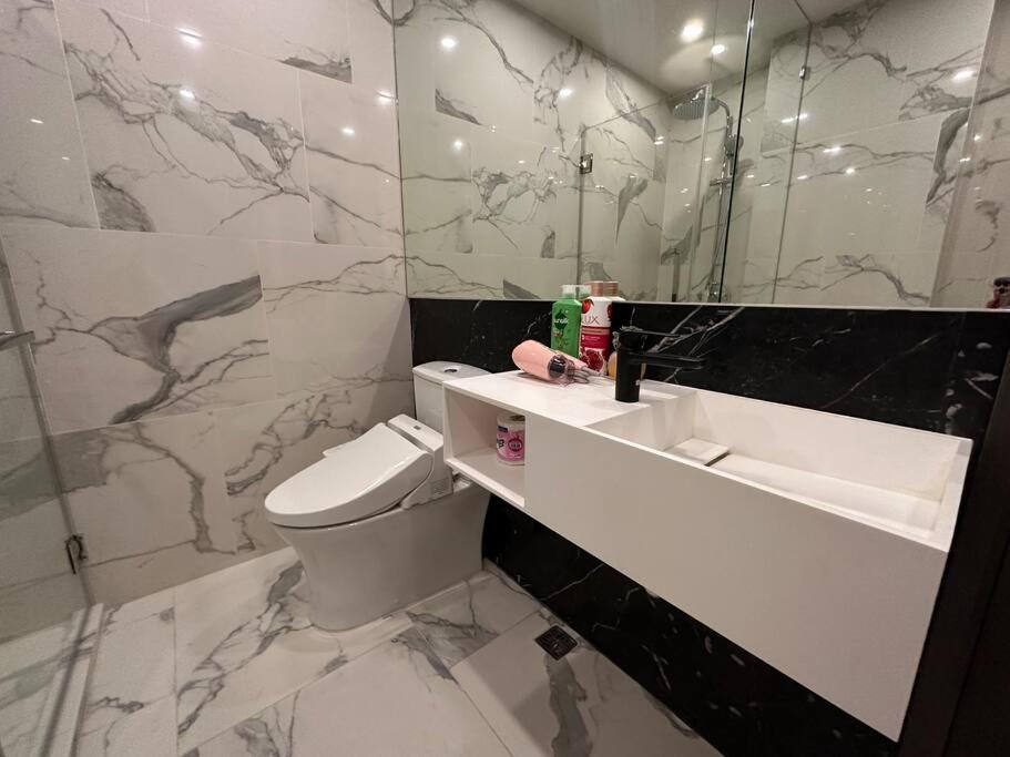 Apartment 168 Sukhumvit 36精品公寓