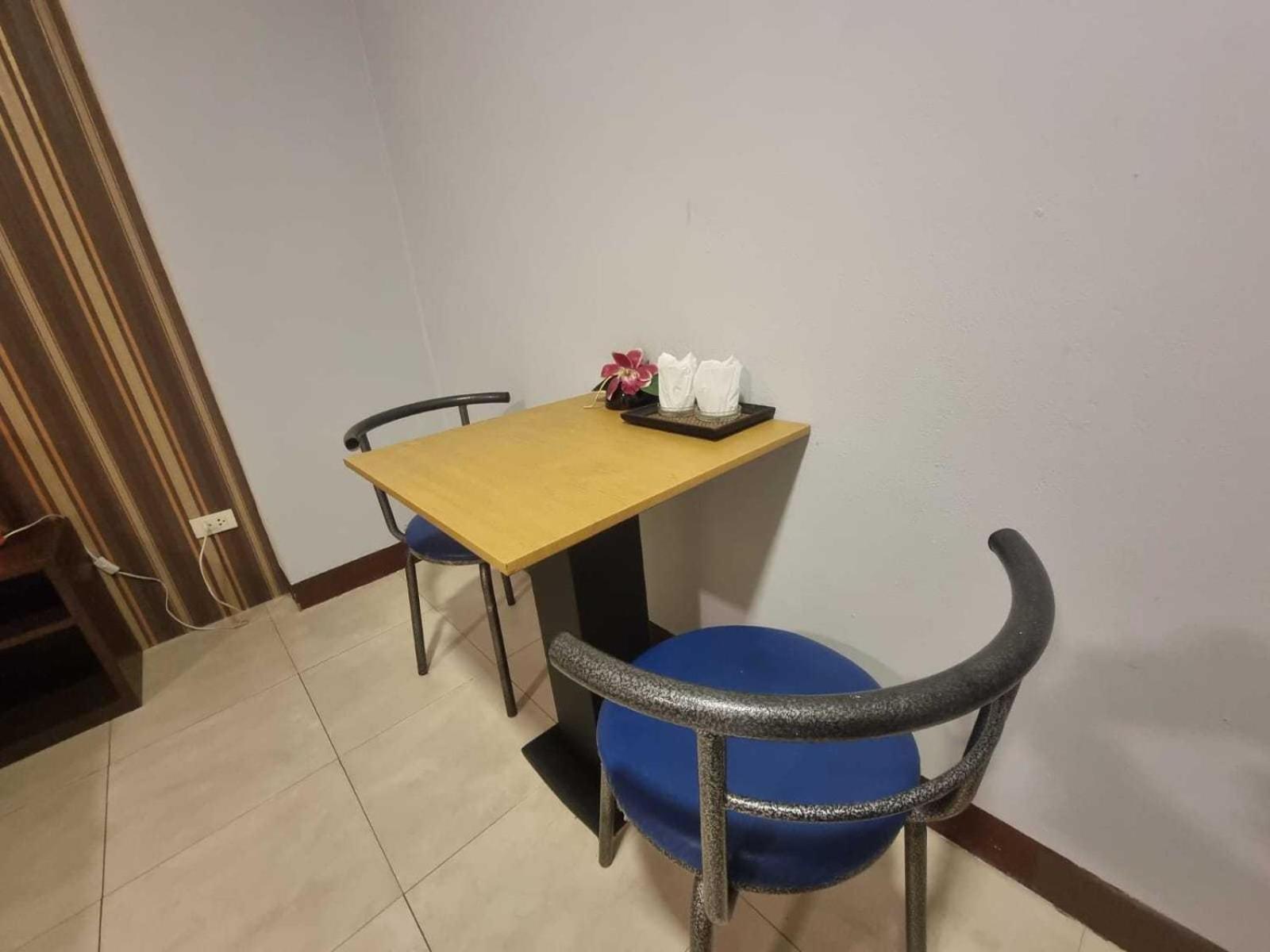 Hotel Oyo 75460 Baansang Place Suvarnabhumi