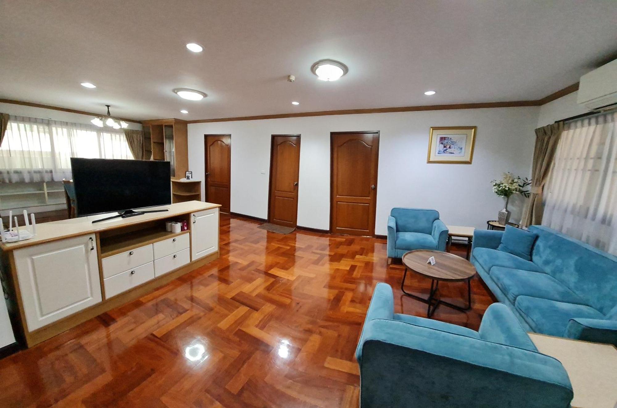 Service Apartment Thong Lo Ekkamai Prompong Appartement *