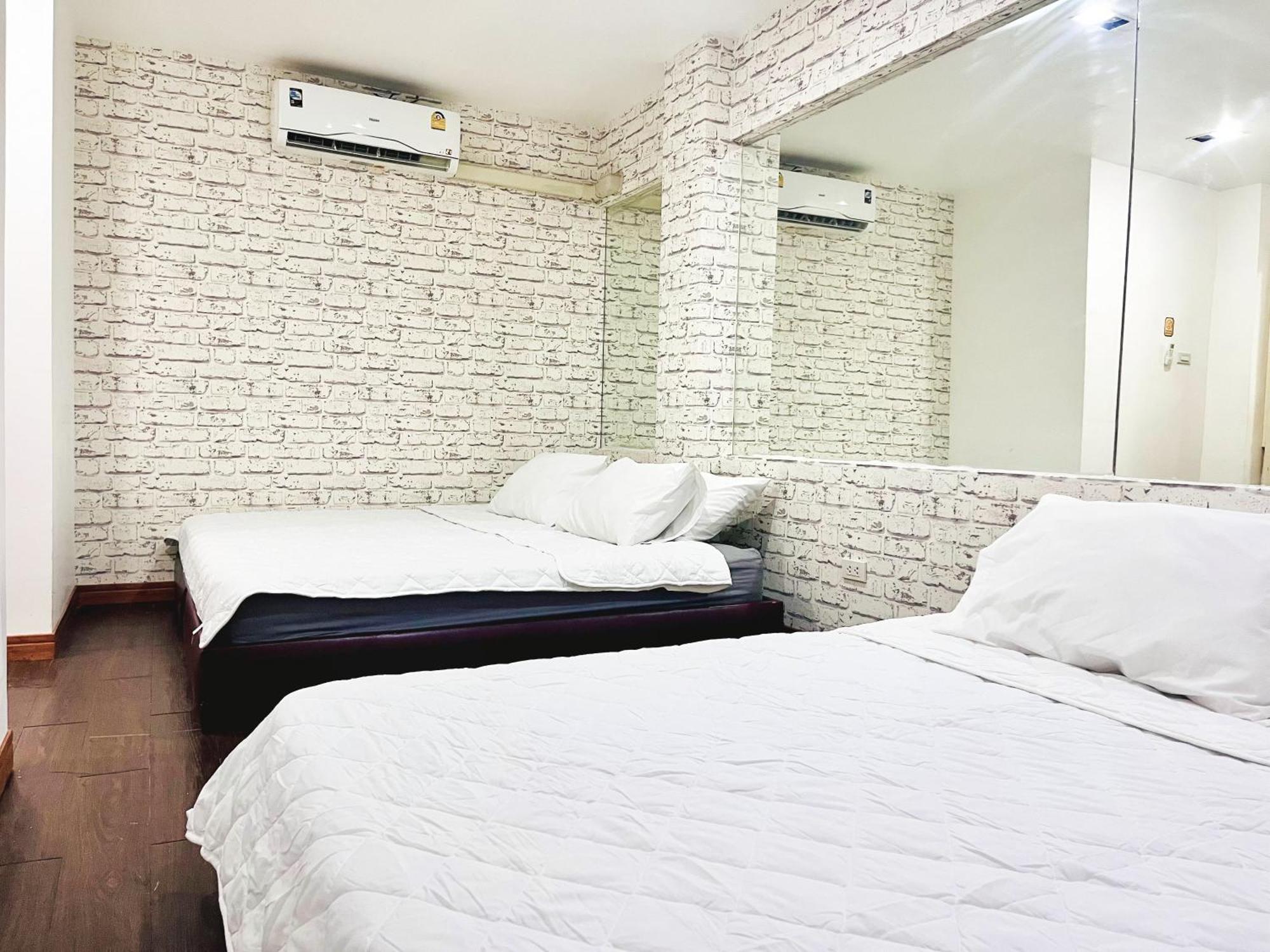 Apartment Baan33 Check In By Yourself Code Inbox 4fl Behind Amazon Cafe *