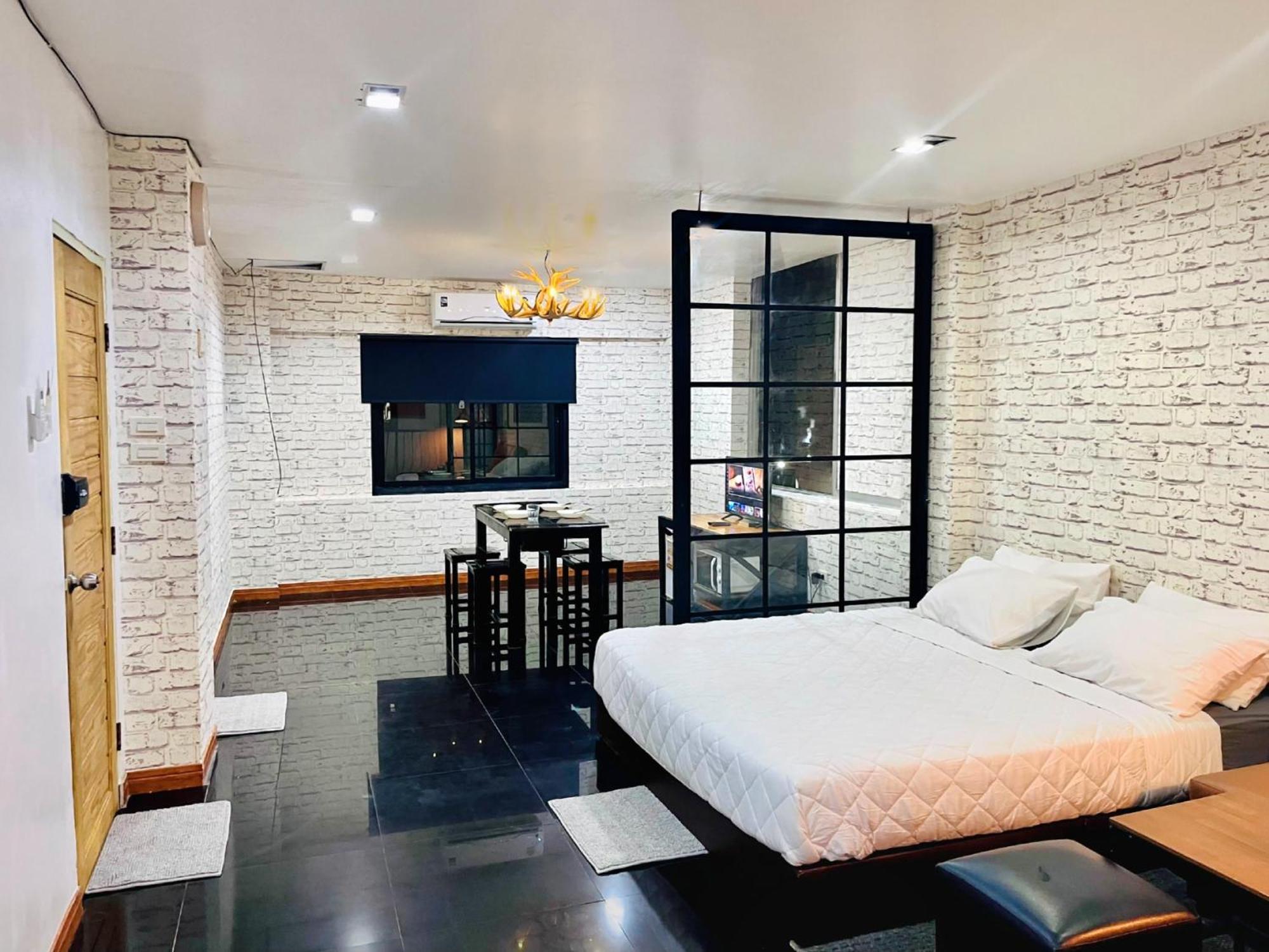 Apartment Baan33 Check In By Yourself Code Inbox 4fl Behind Amazon Cafe Bangkok