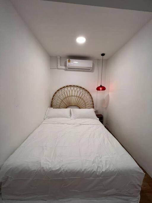 Apartment Roof 4br Private Floor, China Town, Center