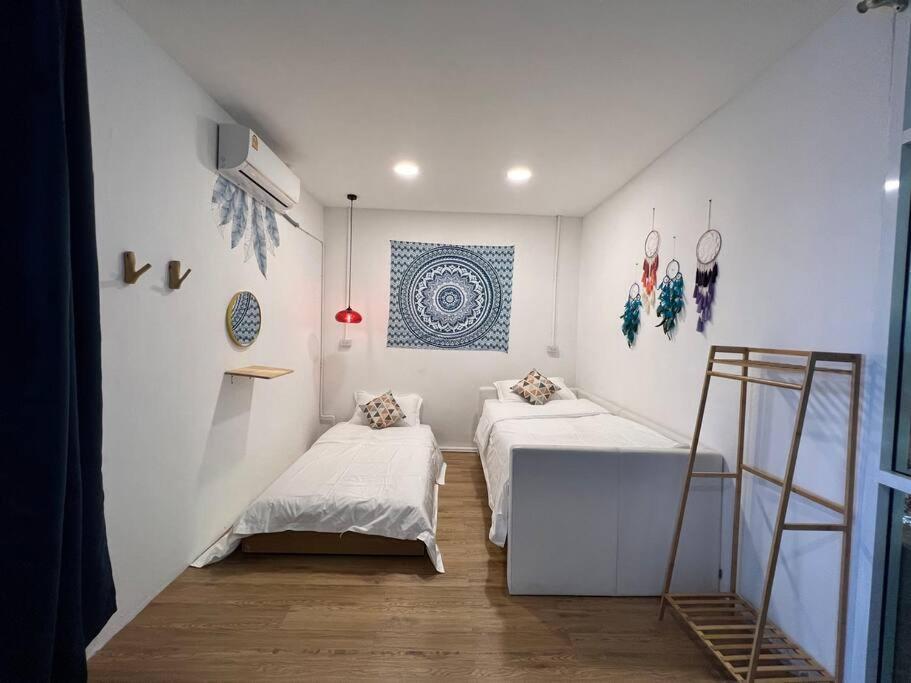 Roof 4br Private Floor, China Town, Center Apartment Bangkok