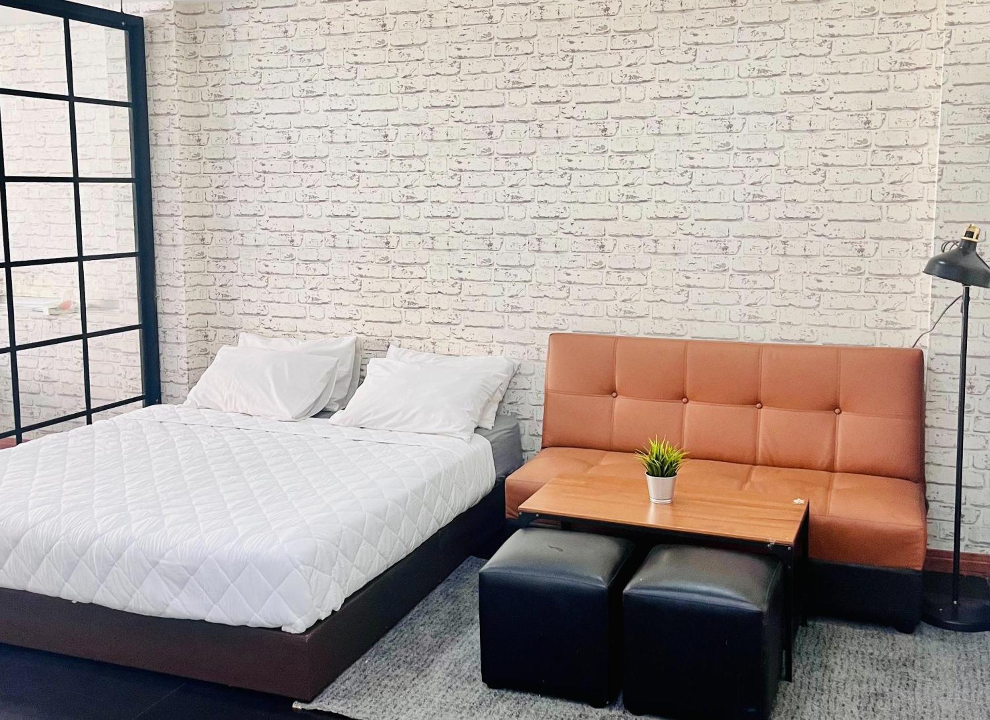 Apartment Baan33 Check In By Yourself Code Inbox 4fl Behind Amazon Cafe