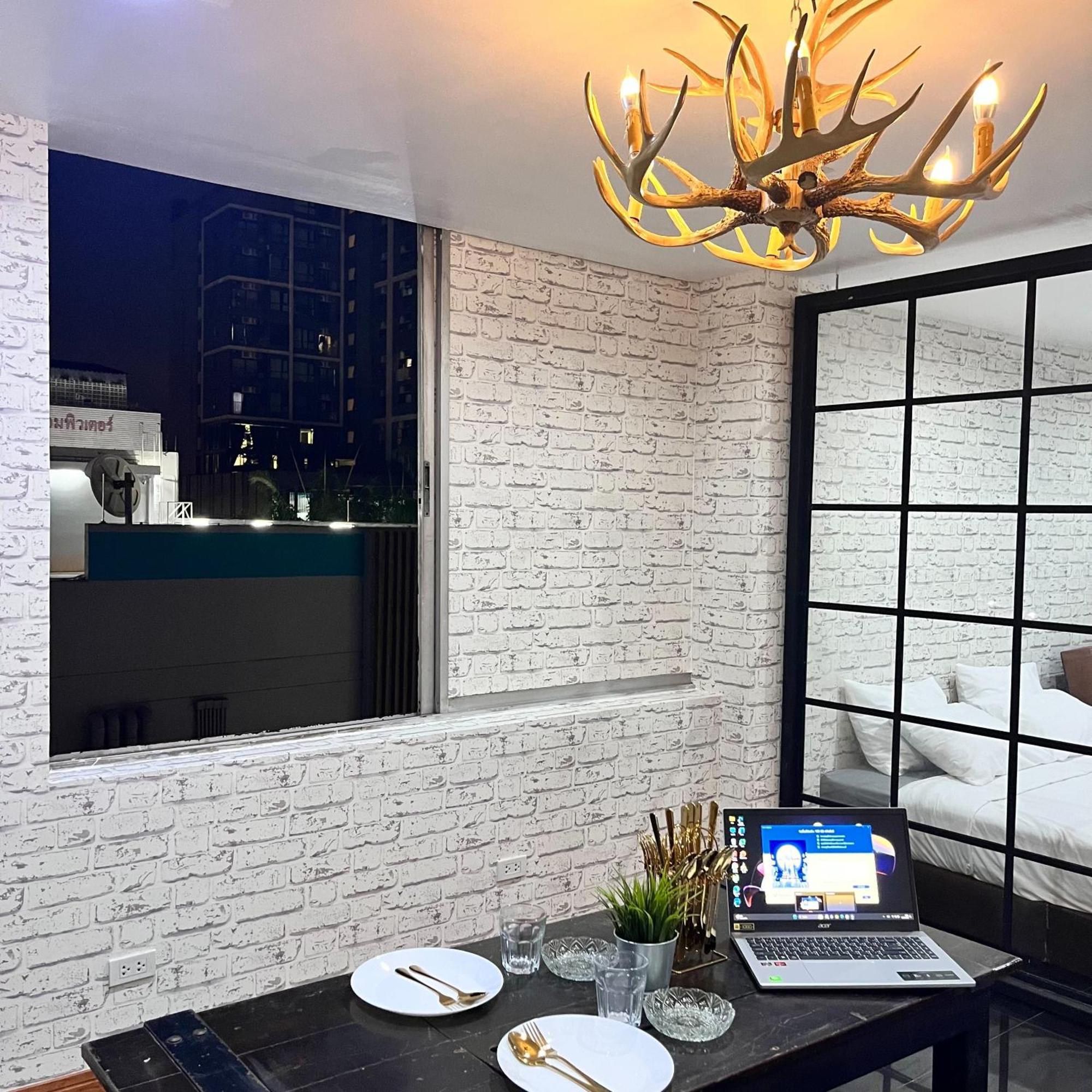 Baan33 Check In By Yourself Code Inbox 4fl Behind Amazon Cafe *