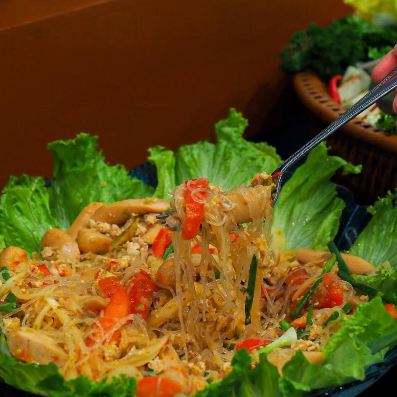 Palace Khách sạn 5*