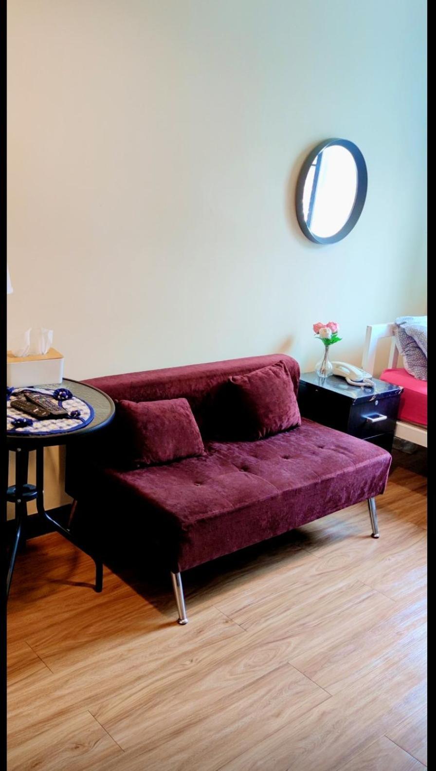 Bed & Breakfast The Cube Sathorn Boutique เดอะ คิวบ์ สาทร บูติค โฮเทล Near Bts Surasak