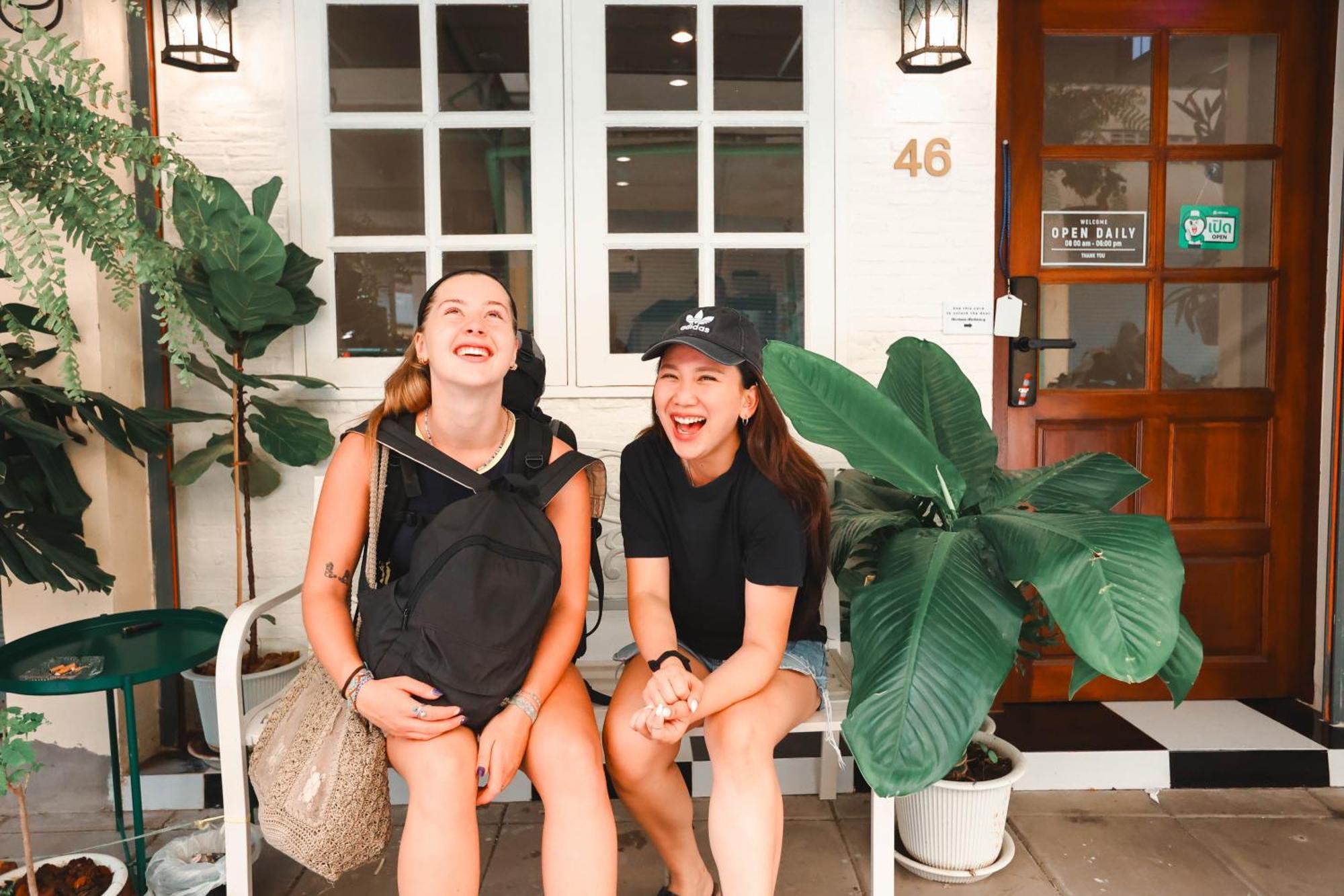 Albergue Noir Cafe And Chinatown