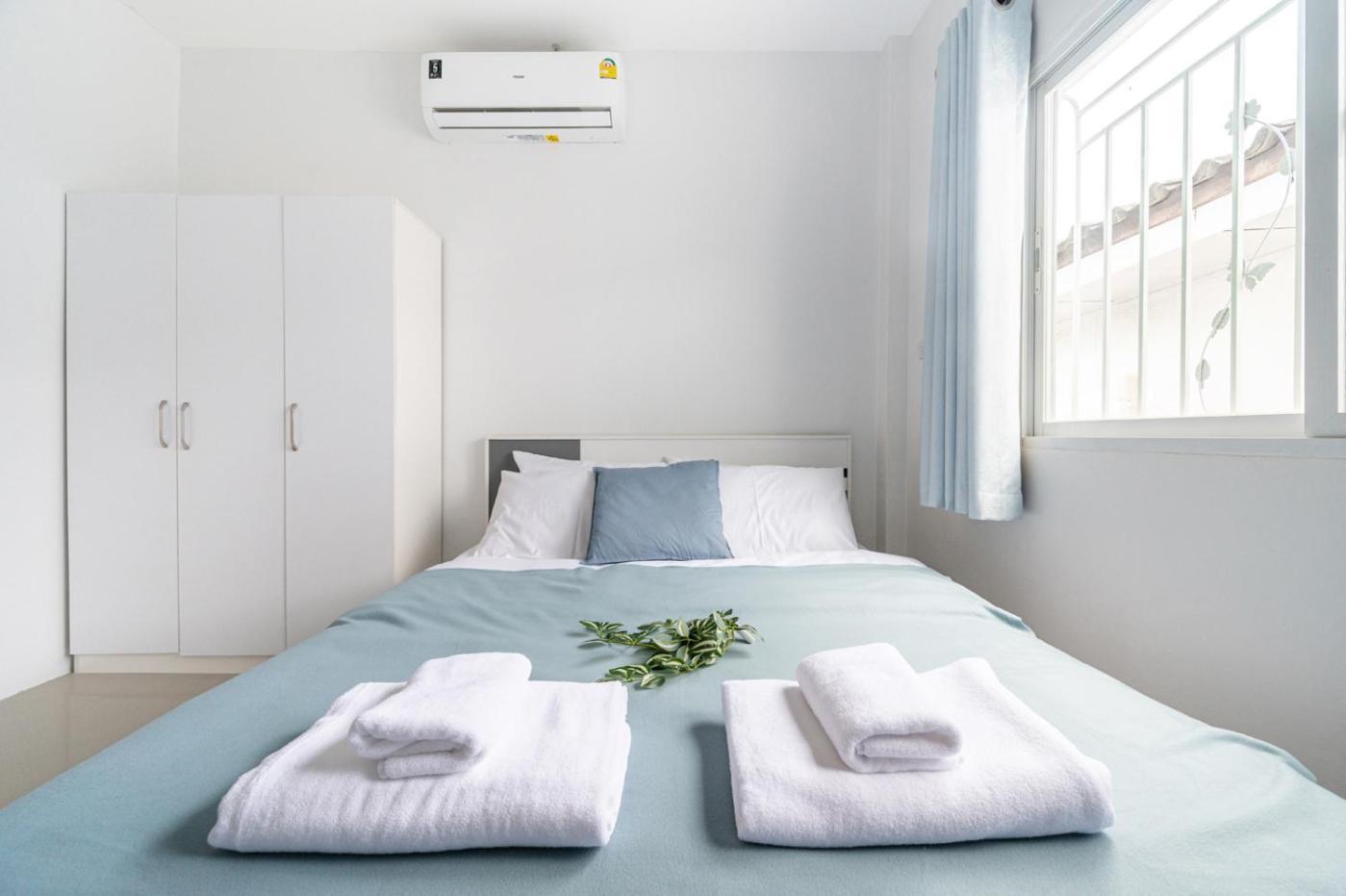 Leilighet Miq Hk111-4br Ratchada-huaykwang 14pax