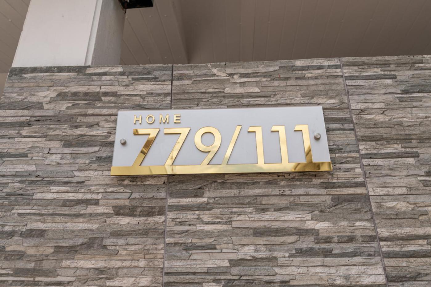 Appartamento Miq Hk111-4br Ratchada-huaykwang 14pax Bangkok