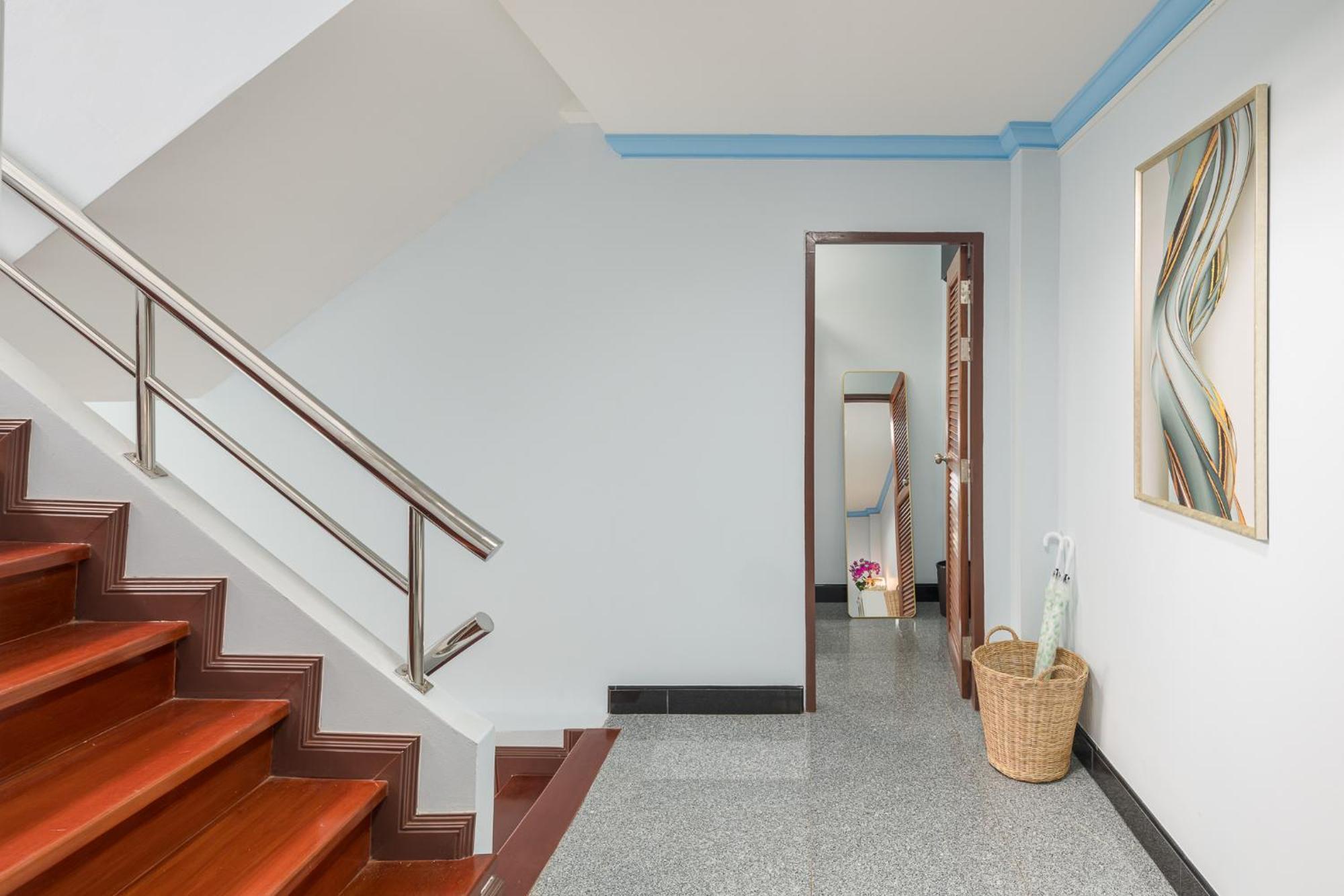 Holiday home Rooftop Paradise Newly Built 900meters To Chidlombts And Central World Free Airport Pickup *