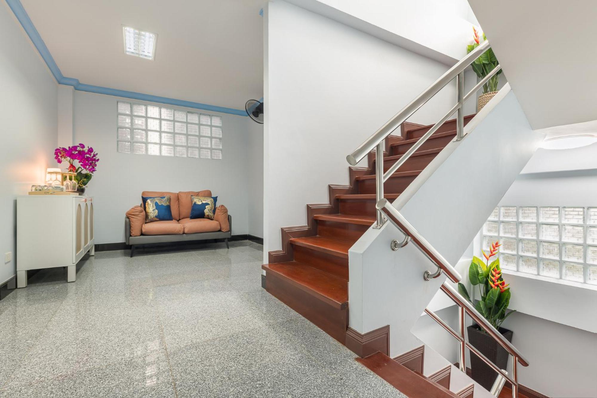 Rooftop Paradise Newly Built 900meters To Chidlombts And Central World Free Airport Pickup Holiday home Bangkok