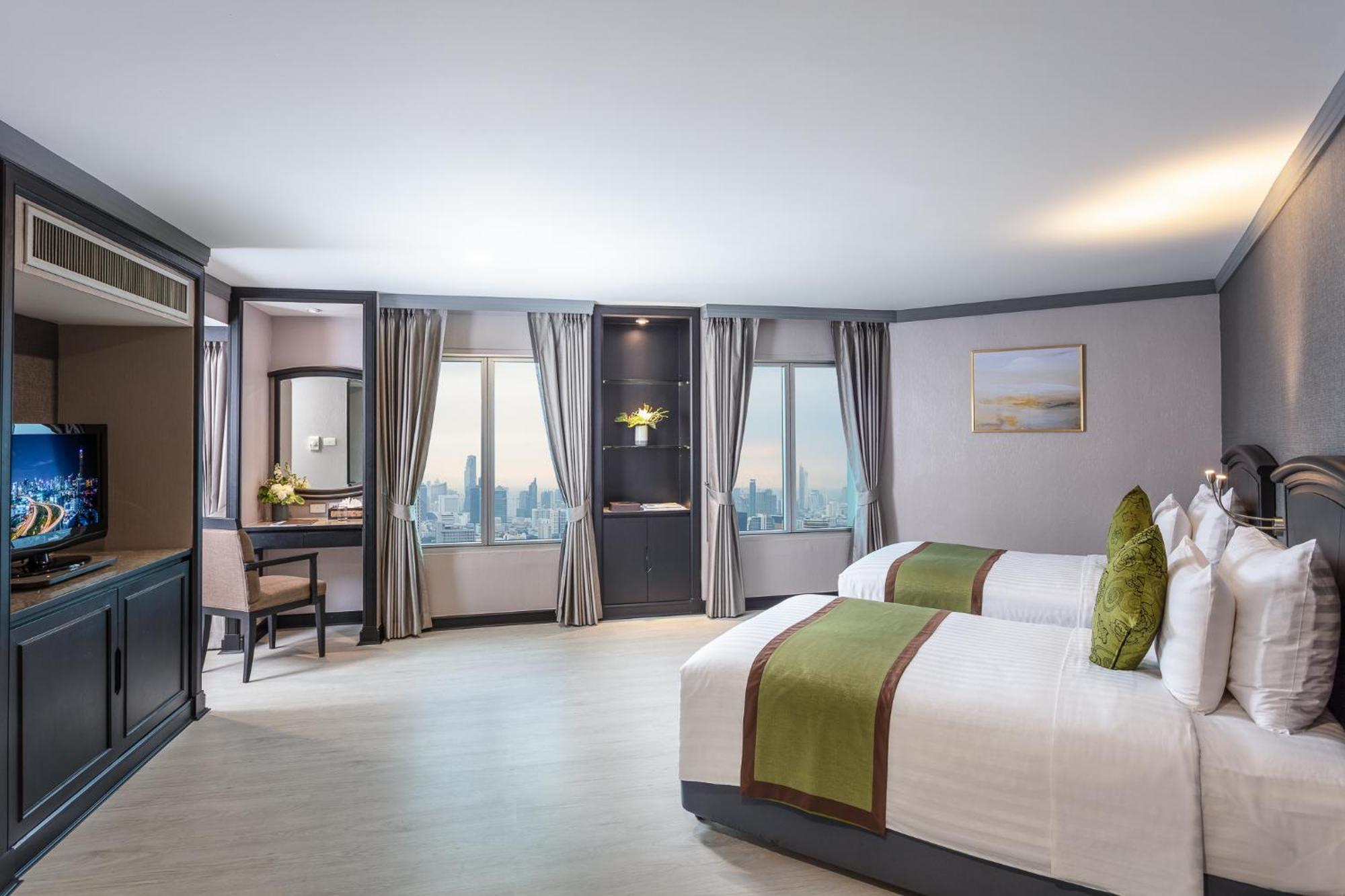 Baiyoke Sky Hotell 4*