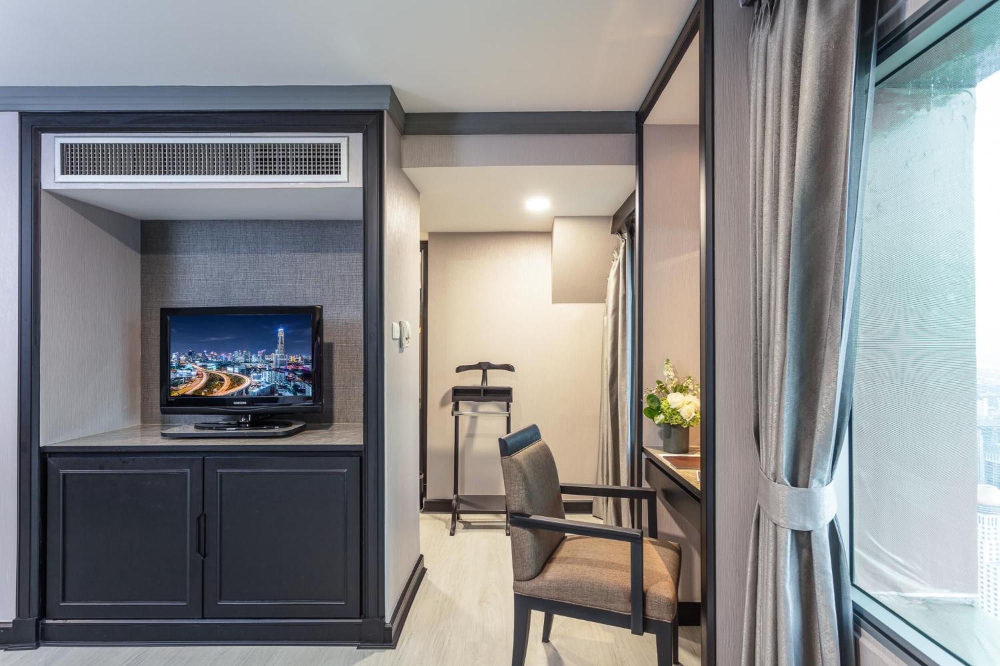 Baiyoke Sky 4*