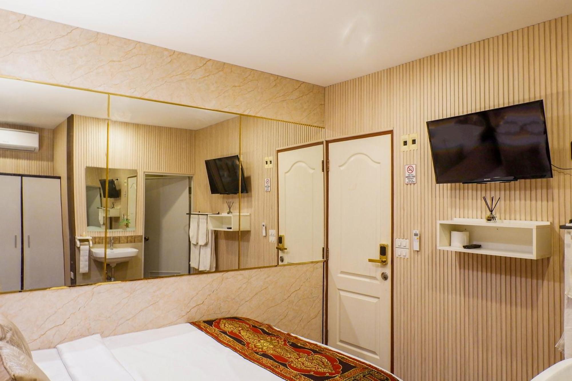 Usman Halal Auberge de jeunesse Bangkok