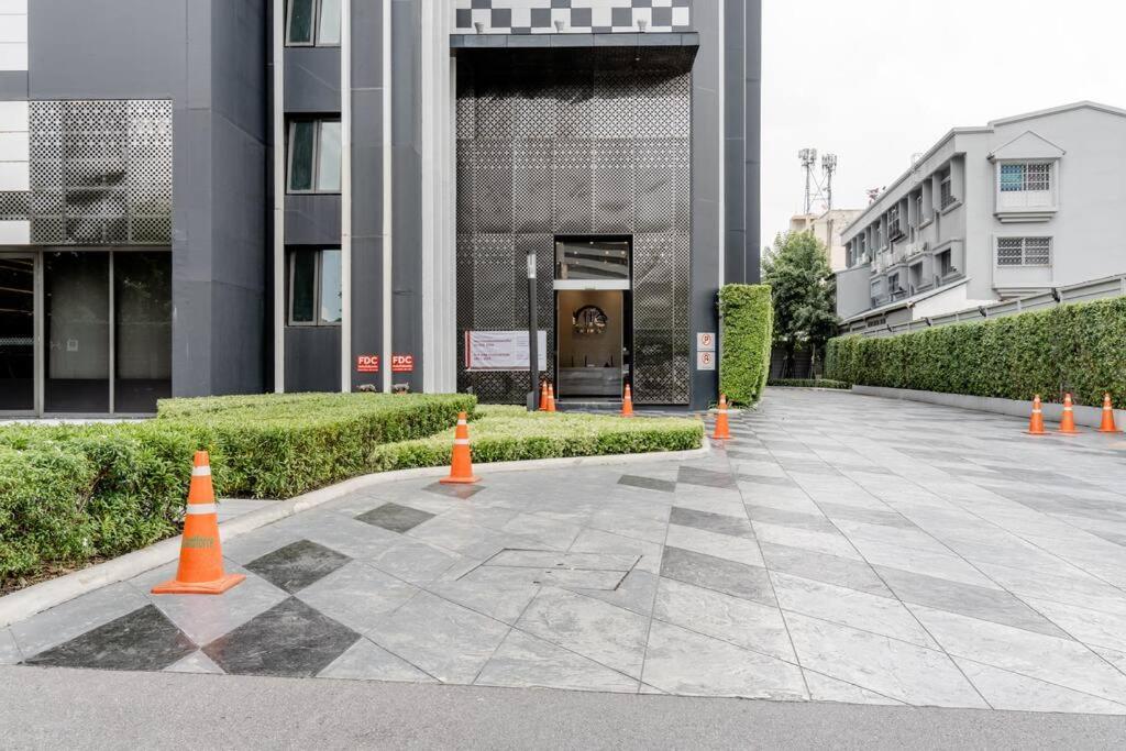 Apartment 1 Bedroom Plus@42th Fl /2-3 Min Walk To Bts Mrt Ladprao *