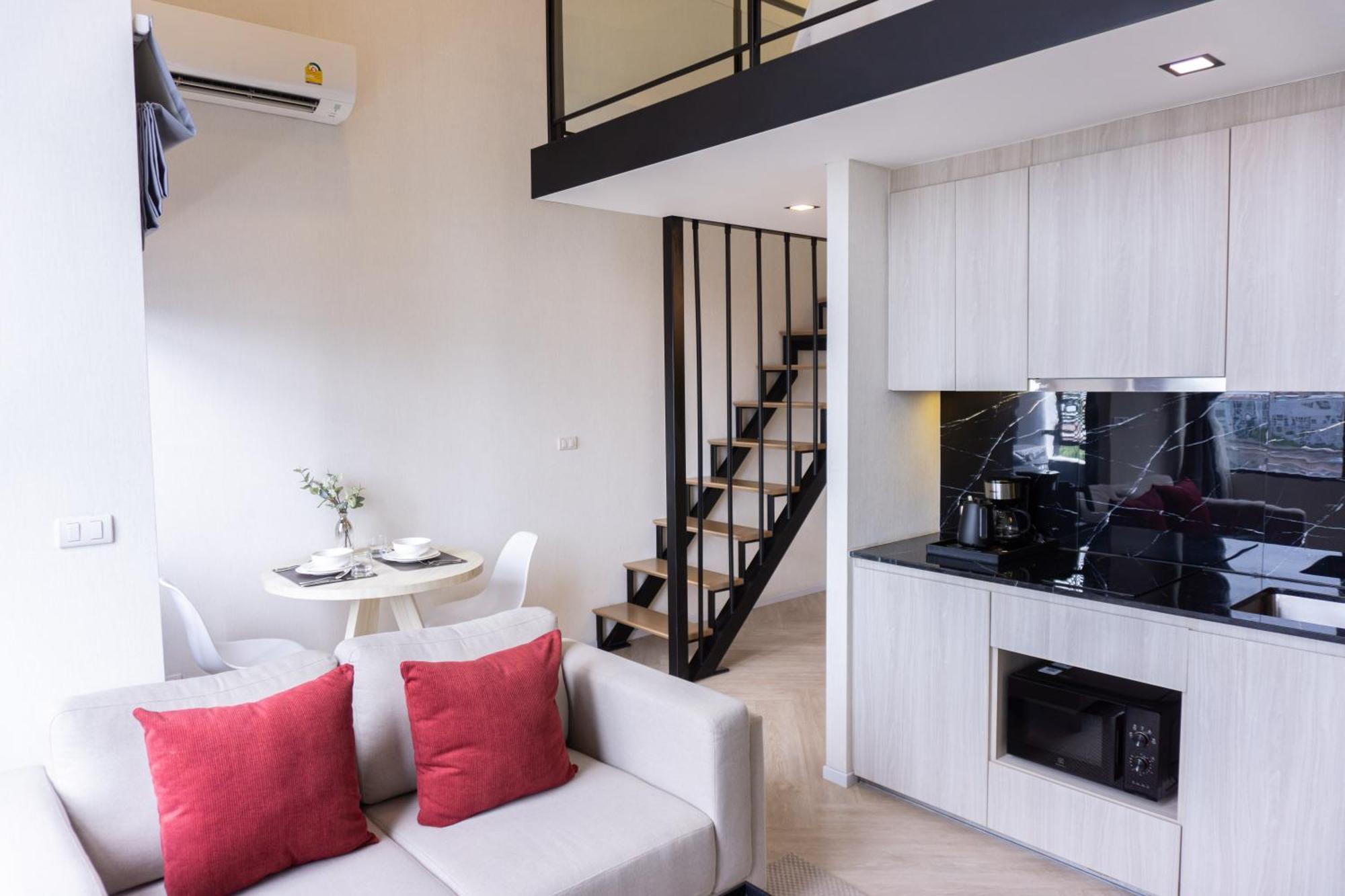 Ramada Plaza By Wyndham Sukhumvit 48 4* Bangkok