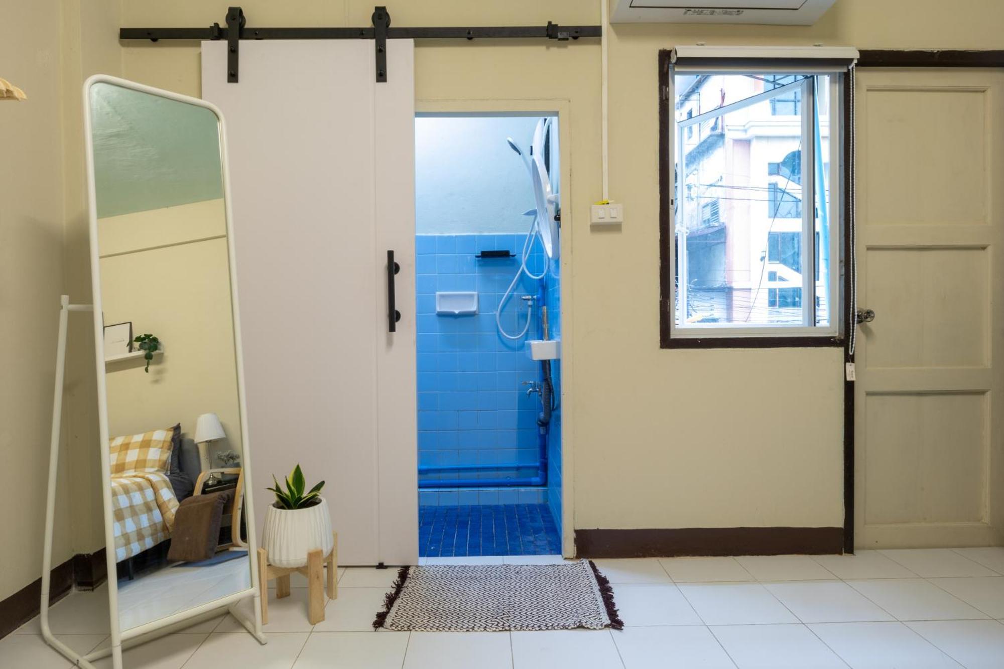 Appartamento 204hideaway-local With Street Food Only 15 Min Walk To Skytrain