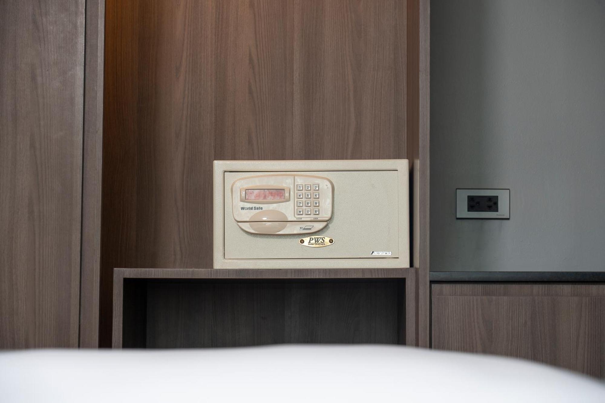 Novotel Living Sukhumvit Legacy Hotel Bangkok