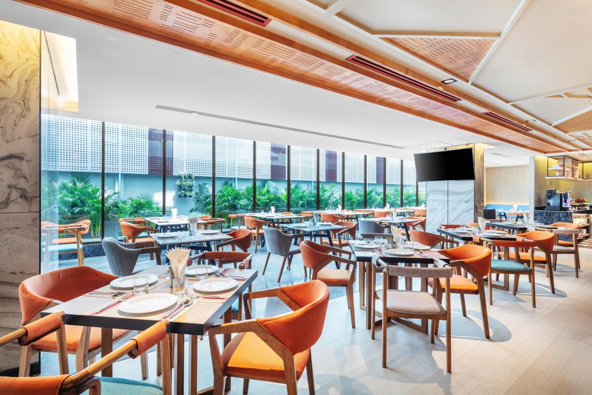 Western Click Sathorn 11 4*