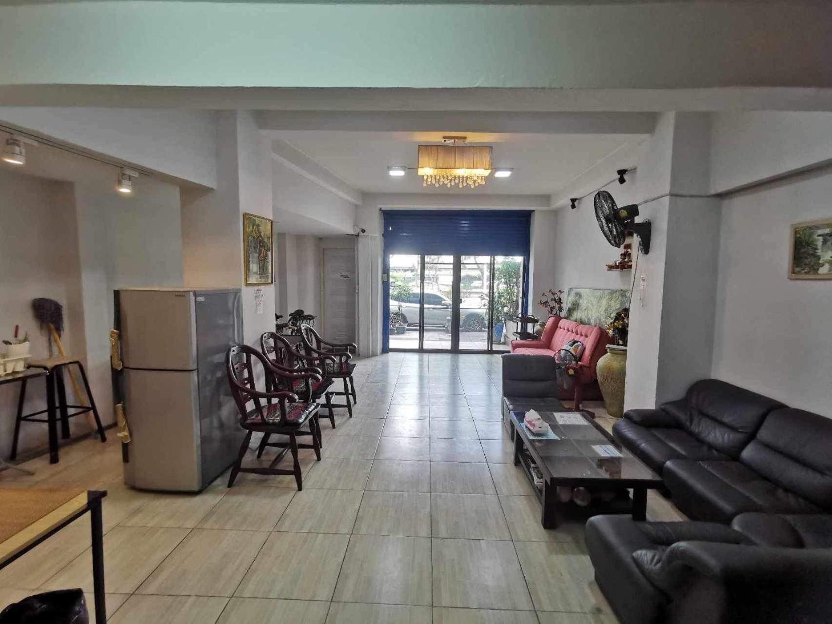 Baan1668 Hostel
