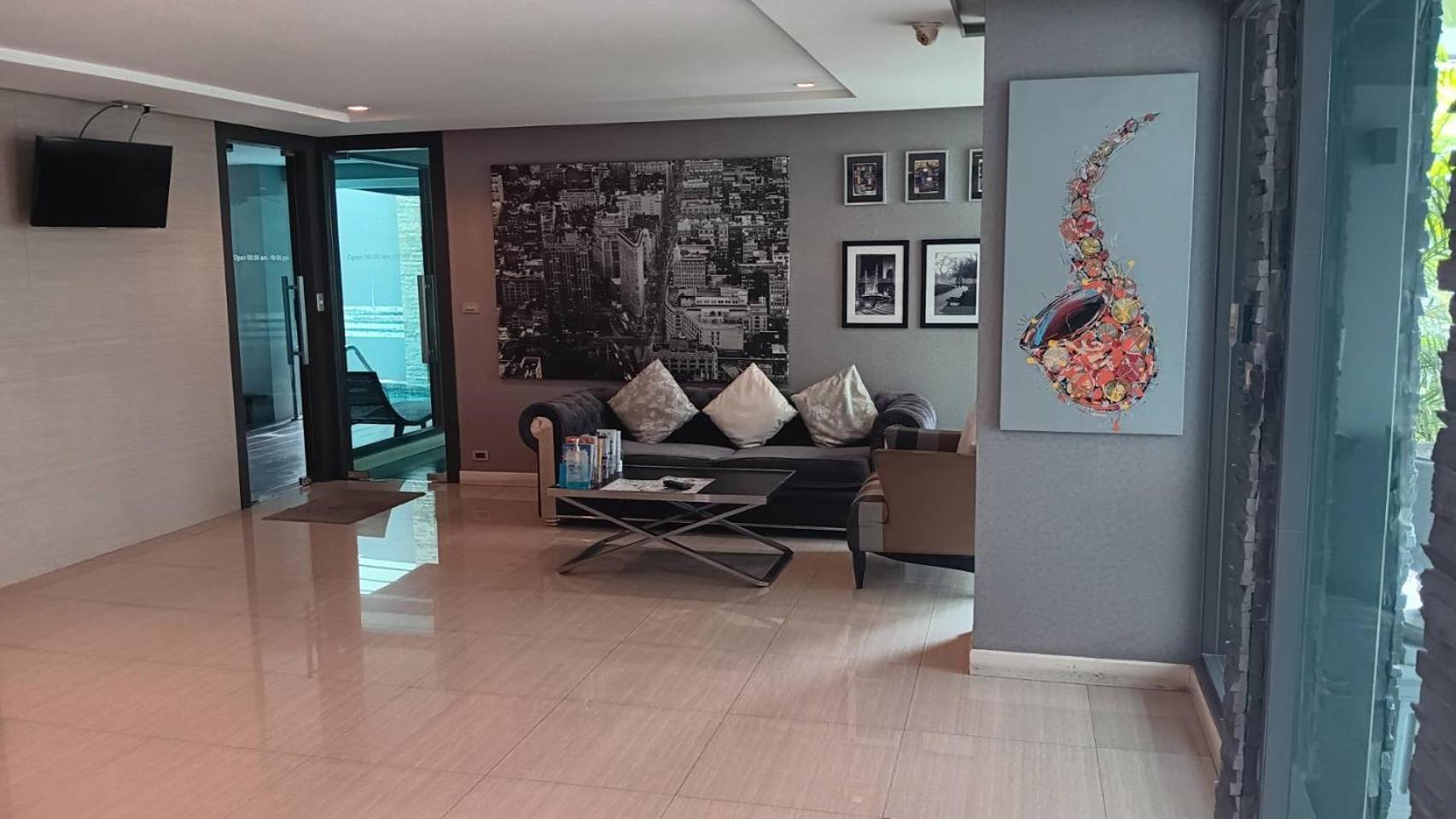 Pangsapuri J Thonglor 8 *
