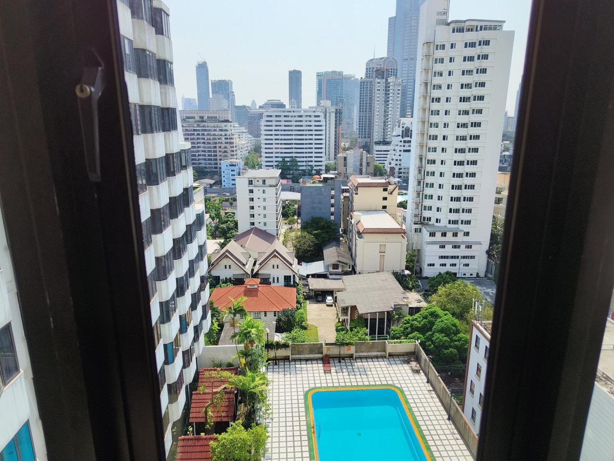Omni Tower Cozy By Direct Appartement Bangkok