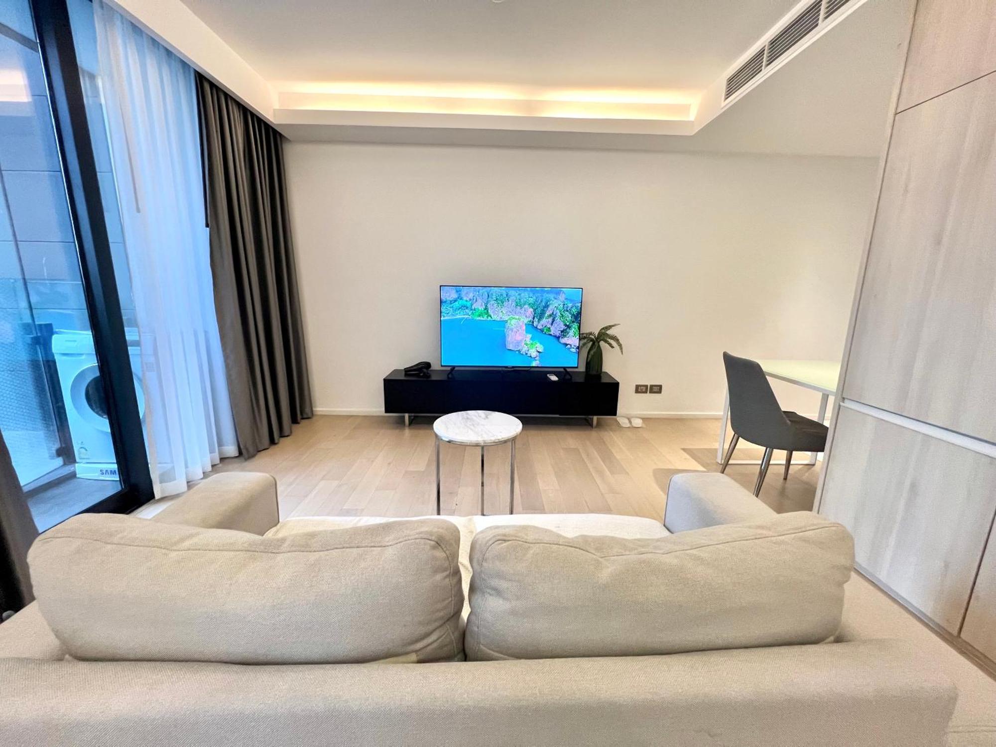 Sukhumvit 11#luxury#pool#gym#bts Nana&mrt Sukhumvit#1br#max2ppl Appartamento