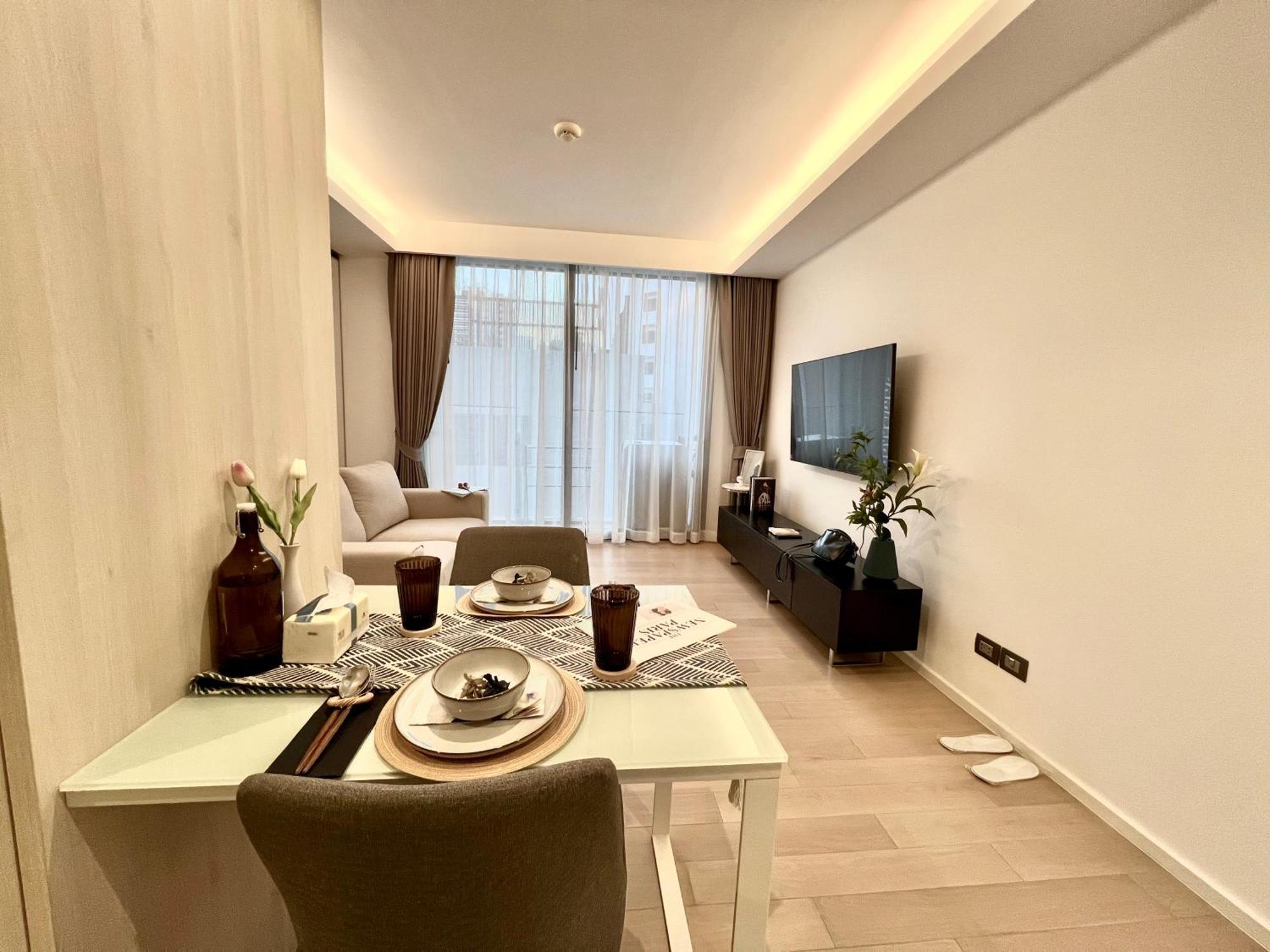 Sukhumvit 11#luxury#pool#gym#bts Nana&mrt Sukhumvit#1br#max2ppl Appartamento
