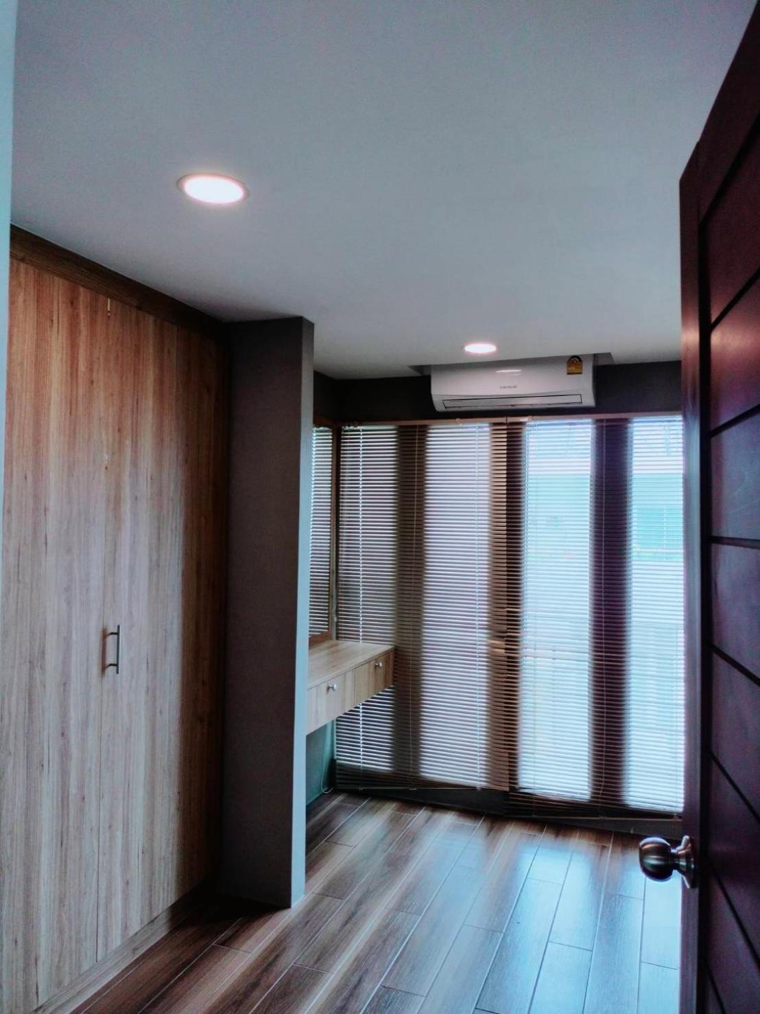 The Lux Ladprao 10 Aparthotel 3*