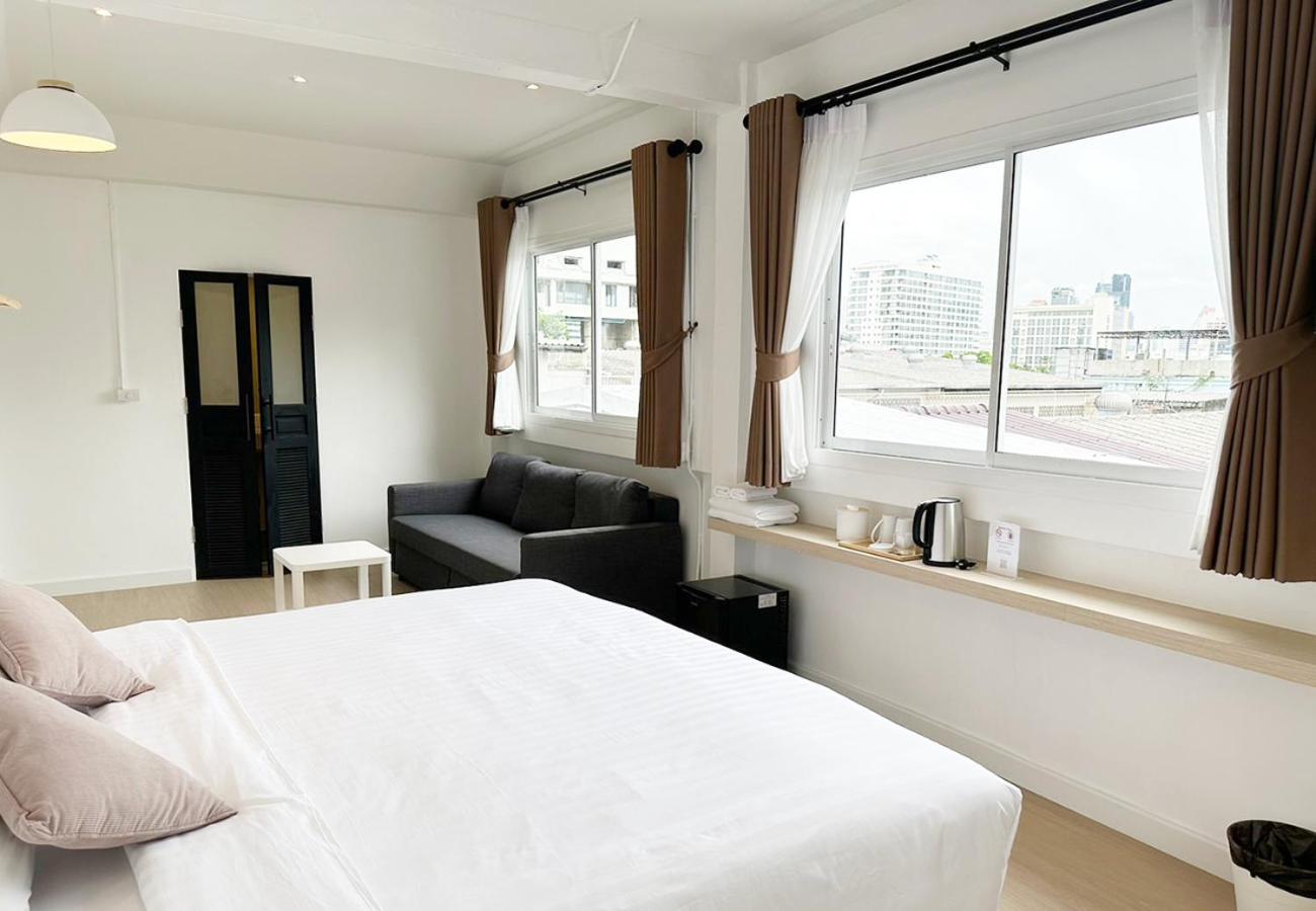 Hotell River 3*
