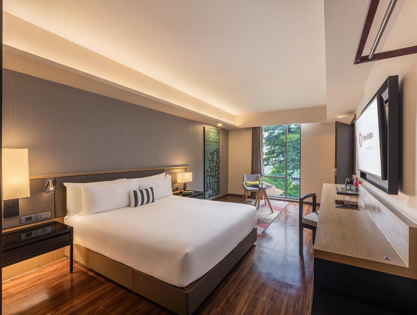 Hotell Travelodge Sukhumvit 11 4*