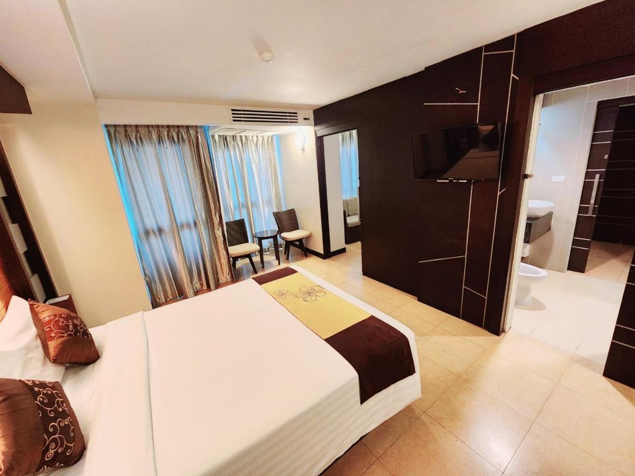 Hotel Sky Dome Resotel - โรงแรมสกายโดม รีโซเทล 5*